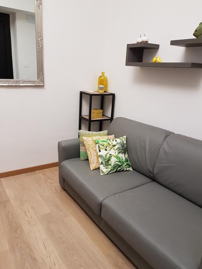 Ferienwohnung Domus Navigli Mailand Exterior foto